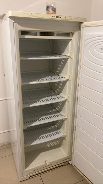 Продам морозильник большой, холодильник