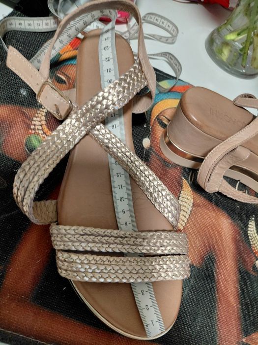 Sandale piele,  aurii ,elegante, mas 39,INUOVO