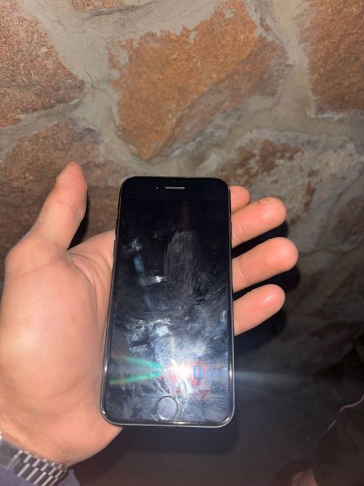 Iphone 7, 32гб, 72% батарея