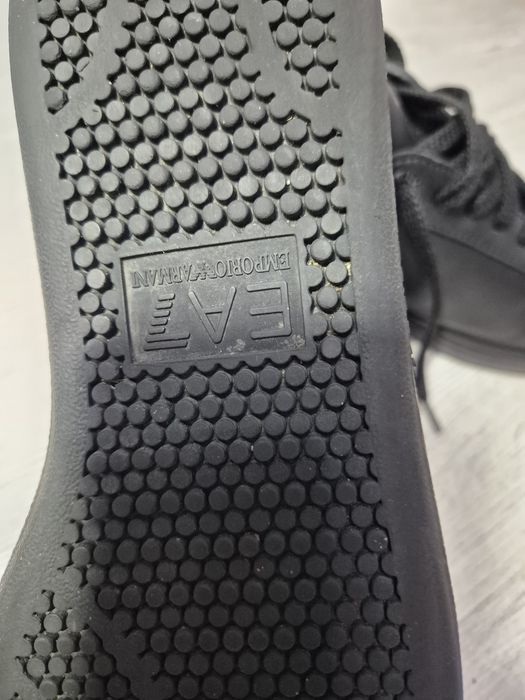 Adidași armani EA7