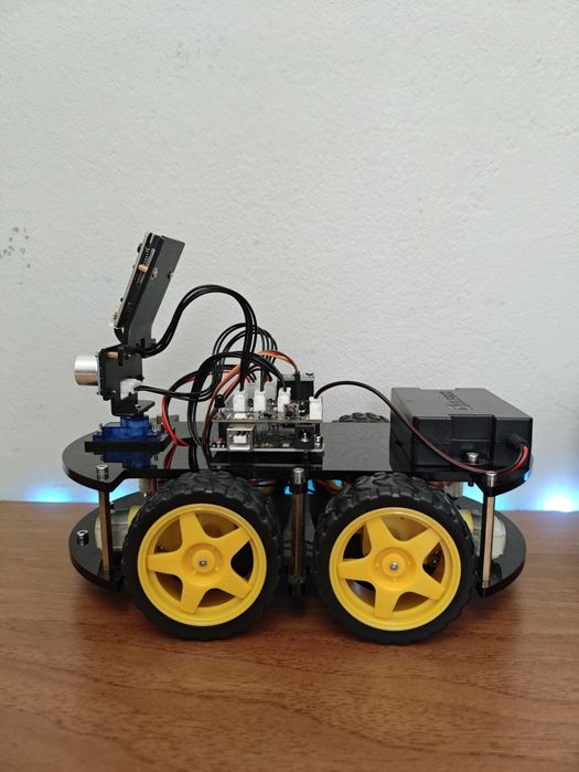 Робот-конструктор ELEGOO Smart Robot Car Kit V4.0.