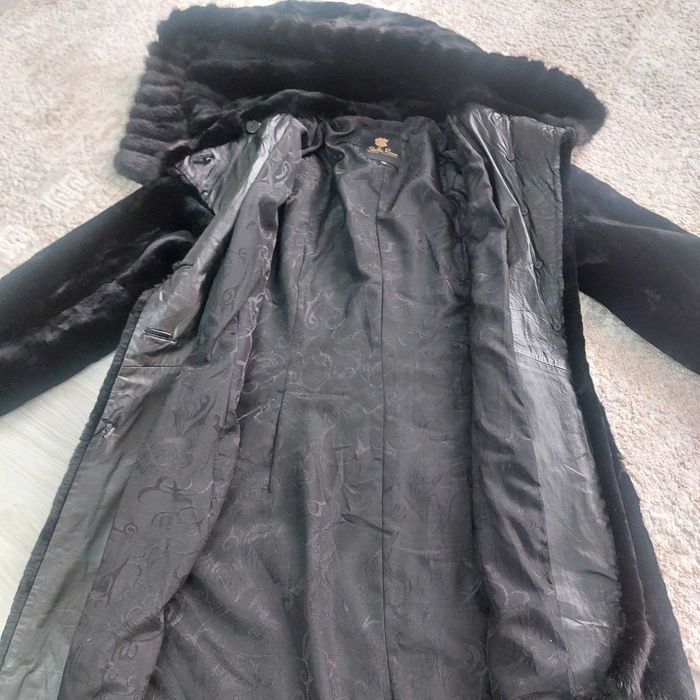 Шуба женская мутон