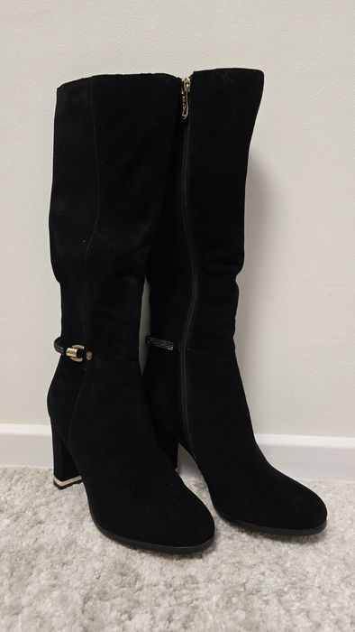 Сапожки качественные стильные