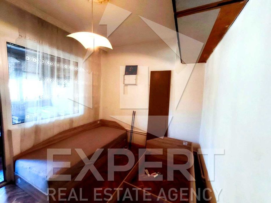 Тристаен апартамент в гр. Пловдив, кв. Източен, 390 евро!