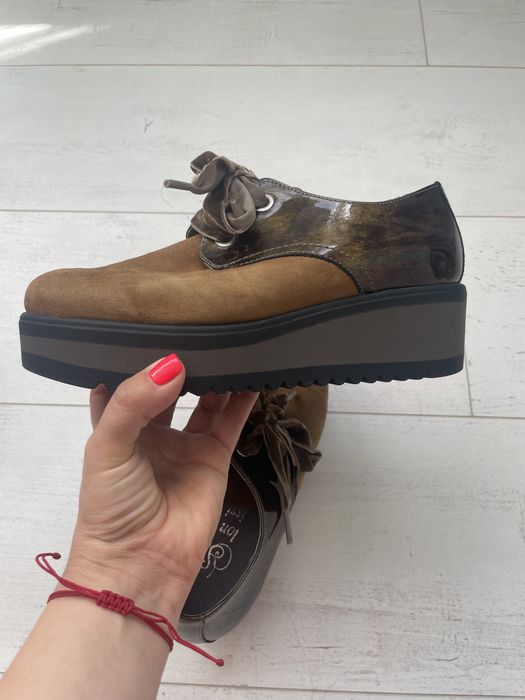 Обувки от естествена кожа, номер 36 и 35