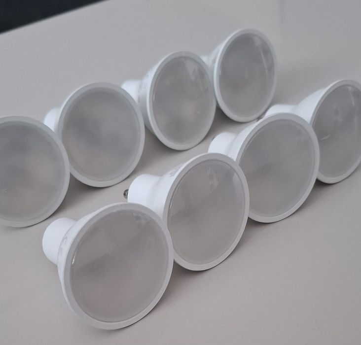 Becuri GU 10 10W 4000K lumina neutra 220-240V