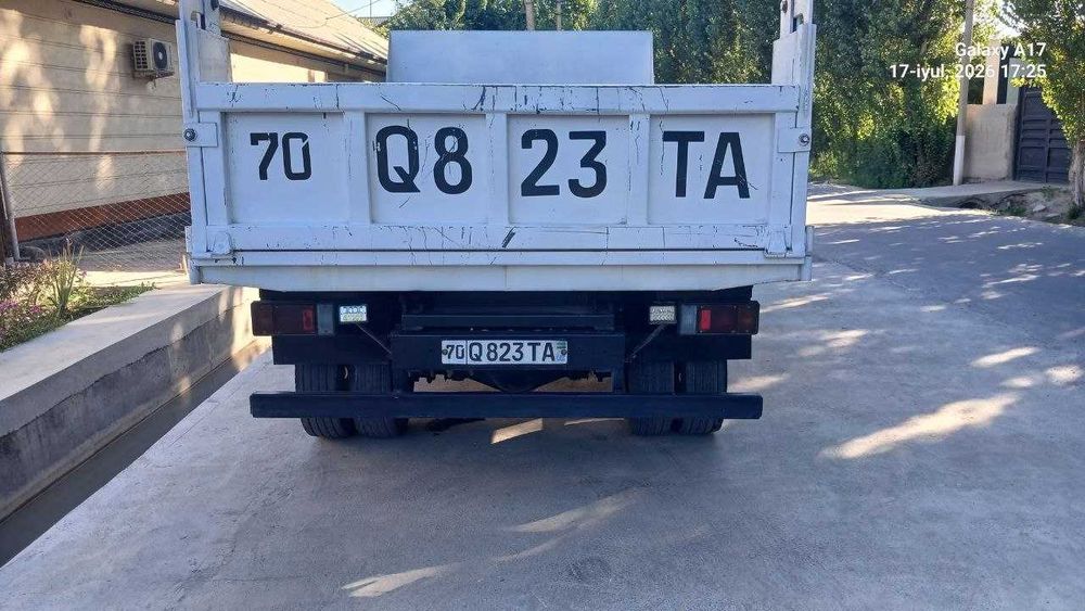 ISUZU samosval sotiladi