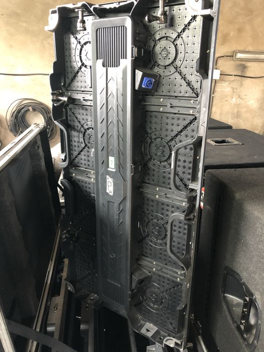 Продам лэд экран 6кв