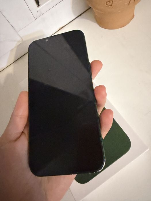 iPhone 13 зелёный | Оригинал | 95% аккумулятор | Коробка