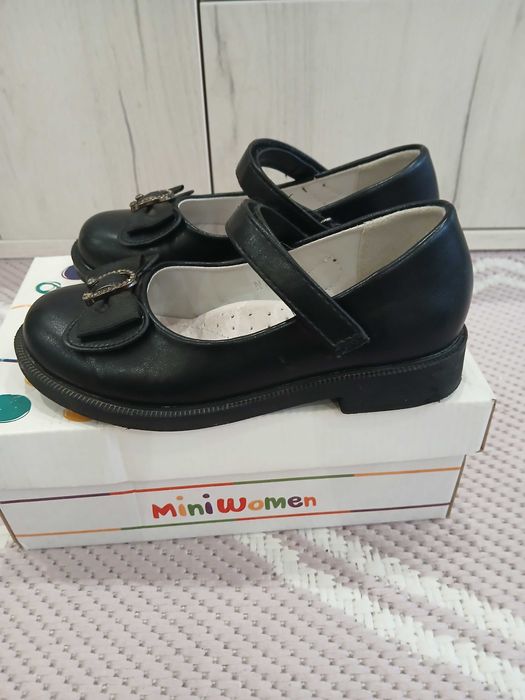 Детски обувки за момиче!