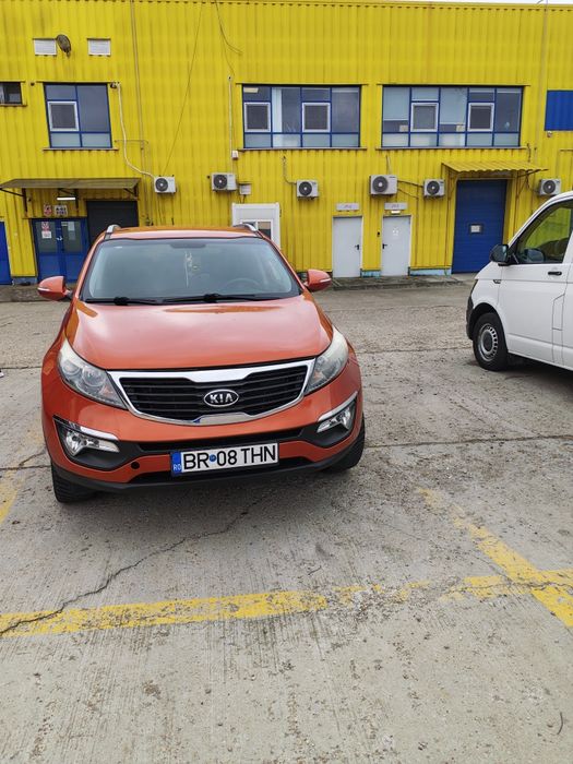 KIA Sportage 2011 — imagine 2