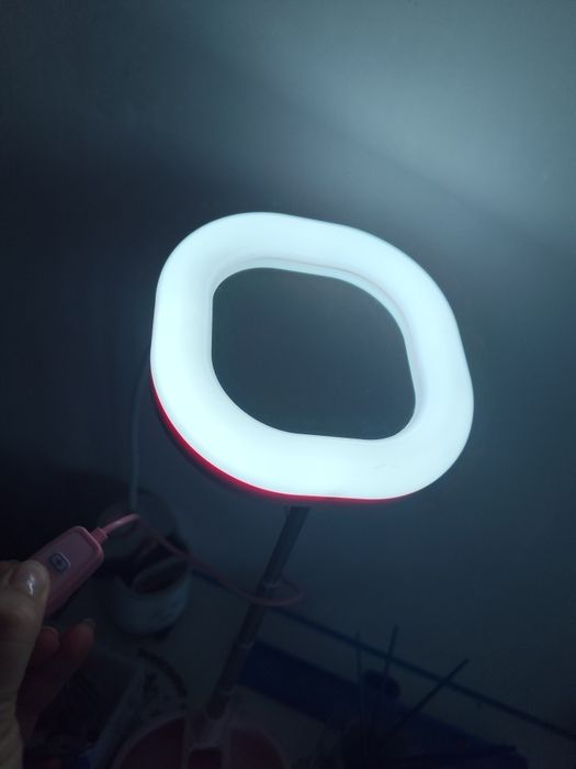 Преносимо (прибиращо се) LED Огледалоо