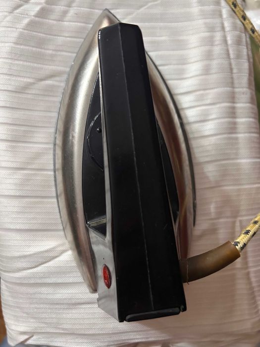 Продам утюг советский