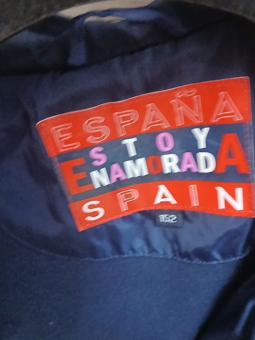 Отдам верхнюю одежду для девочки