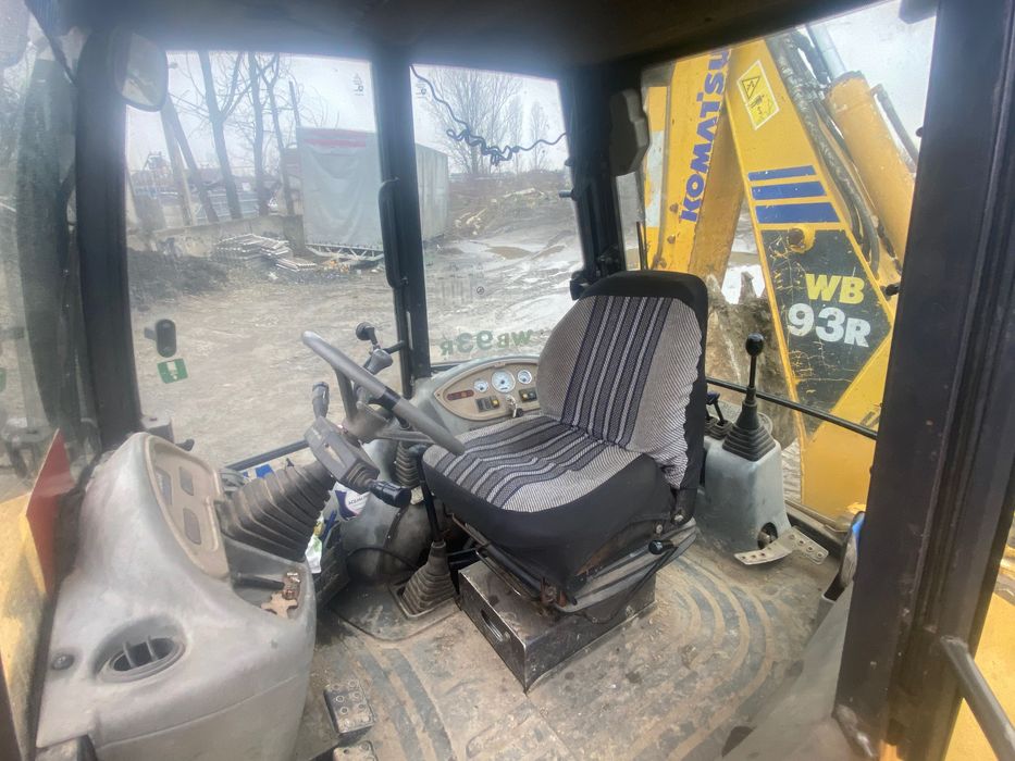 Buldoexcavator KOMATSU