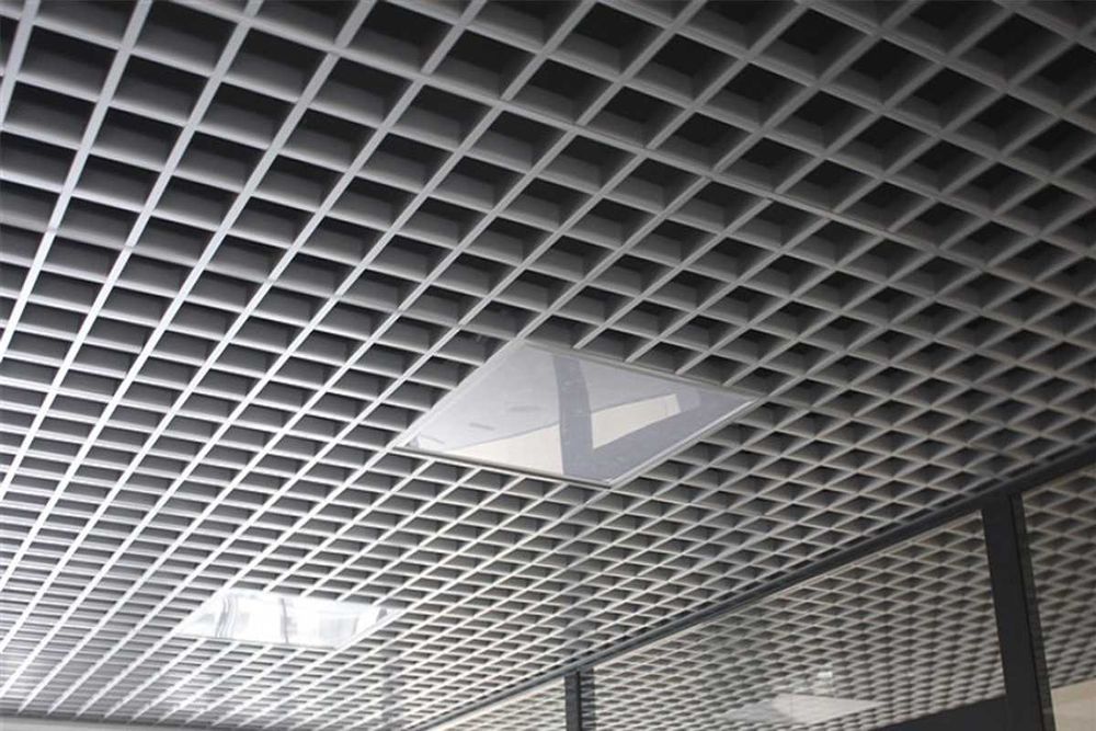 грильято потолок 10х10 (армстронг реечний грильято) 2