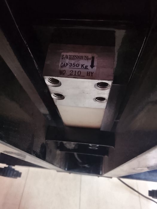 Весы напольные до 350кг.