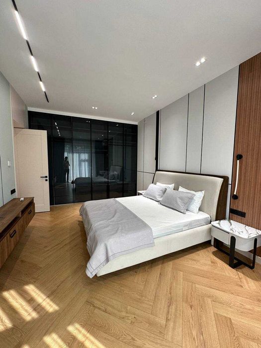 Улица Тараса Шевченко! 4-х ком квартира! После ремонта