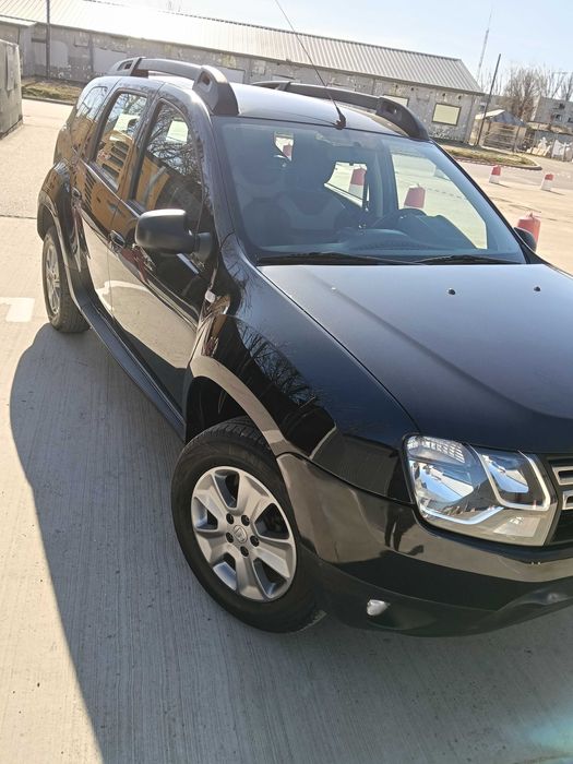 Vând Dacia Duster 1,5 dci