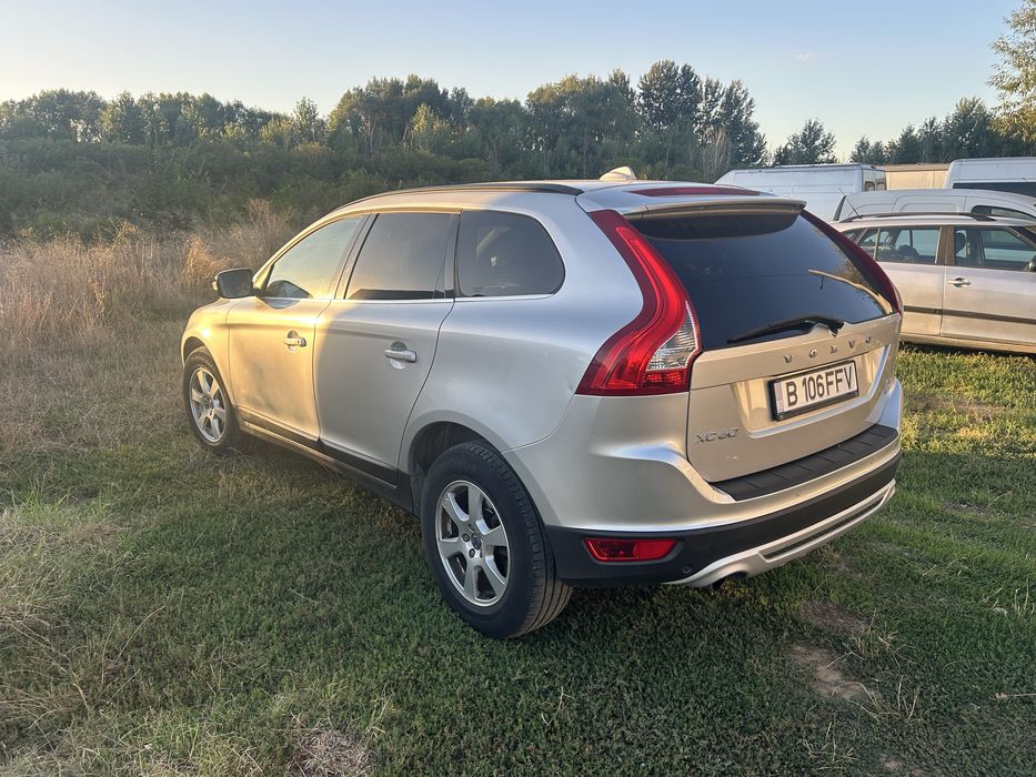 Volvo XC60 2.4 D5 AWD 215 cai