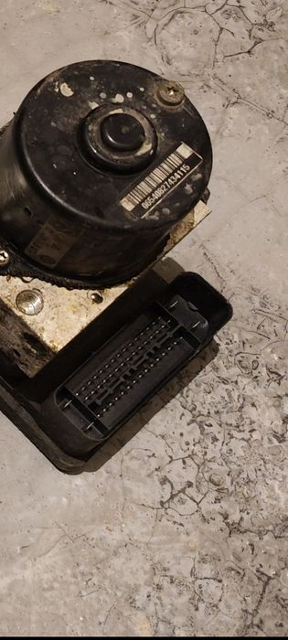 Abs модул голф 4 - 2бр + помпа