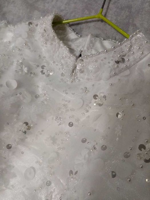 Келин куйнек сотилади. Арзонлади 1 млн сум