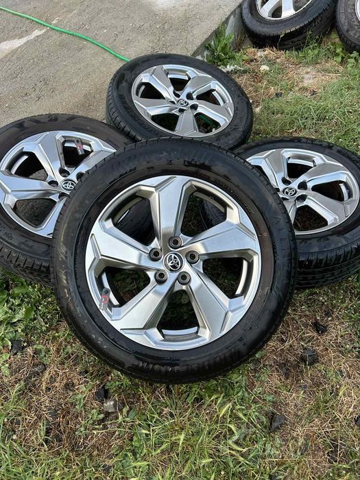 Оригинални джанти с гуми за Toyota Rav4 / Тойота Рав4 18" 5x114,3
