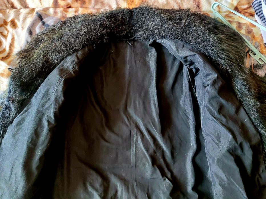 Продам женскую шубу