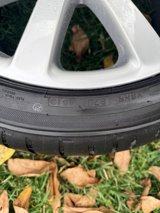 1бр гума bridgestone 255/40/19