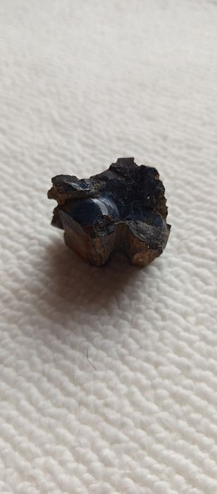 Естествен минерал(кристал) Гагат /Черен кехлибар