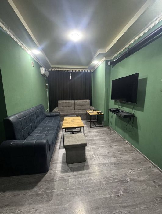 Mebel divan stolari blan sotladi 6 ta ugaloq 6 ta stol