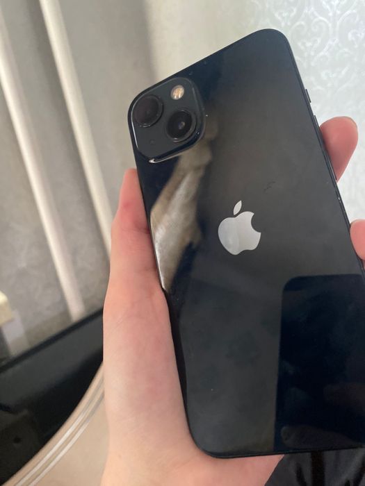 Продам Apple 13, 128GB