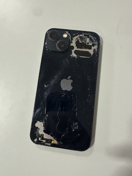 Vand iphone 13, 128 gb