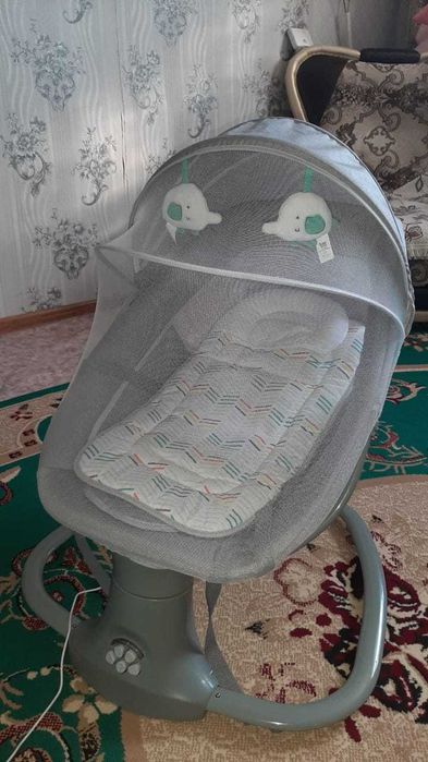 Детский электрический шезлонг