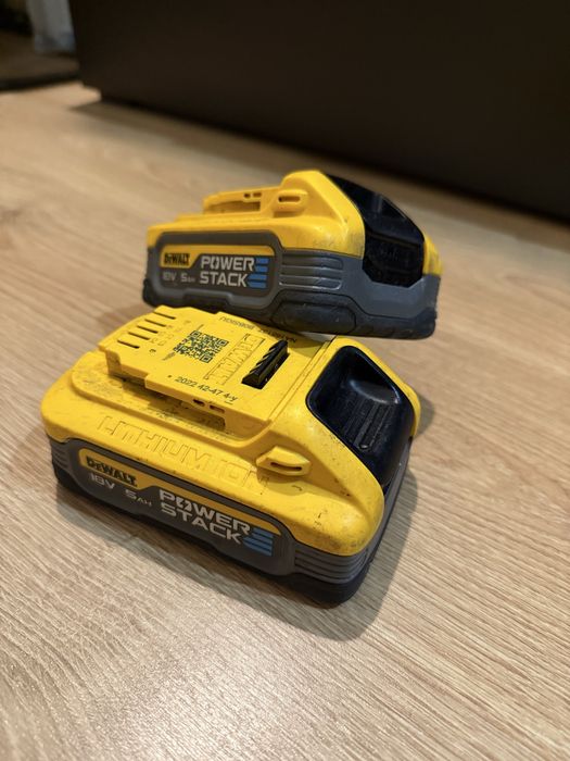 Set 2x Baterii Dewalt 18v 5Ah PowerStack
