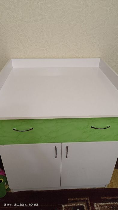 Продаётся пеленальный стол