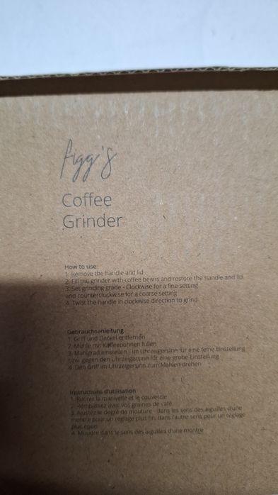 Ръчна керамична кафемелачка Figg's