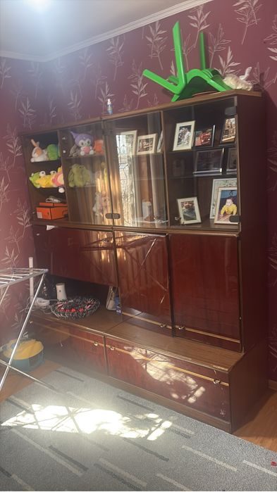 Шифонер и диван бесплатно