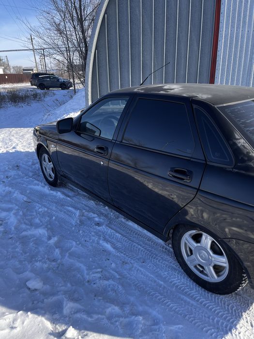 Продам приора 15