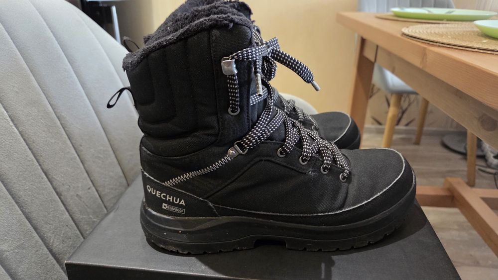 Обувки от QUECHUA N40