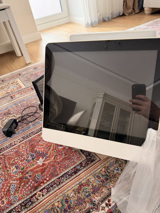 Срочно продаю POS-монитор (сенсорный кассовый терминал)