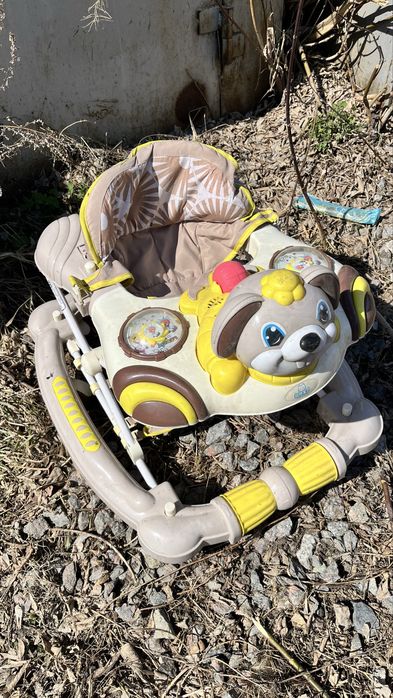 Продам дешево ходунки