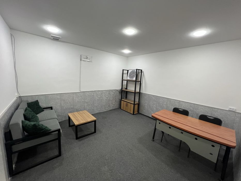 Аренда под офис АкфаМедЛайн, недалеко метро Беруний 28м2 2 комната