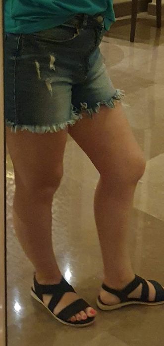 Pantaloni scurti blugi, talie inalta, marime M