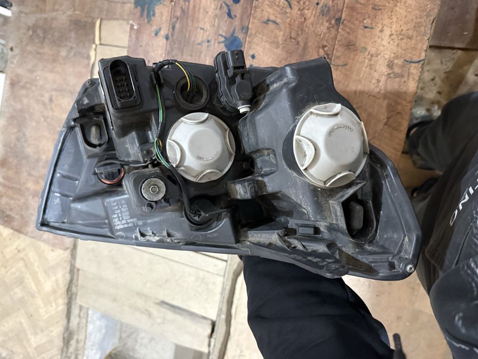 Фара веста левая оригинал киржач