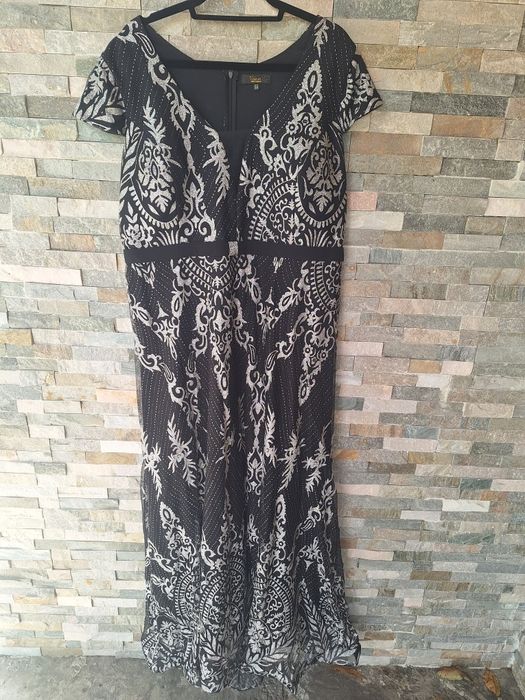 Rochie eleganta.