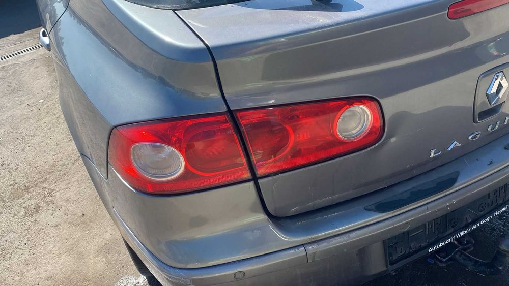 Dezmembram Renault Laguna 2 2006 berlina 1.9
