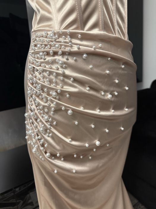 Rochie noua ,superba .