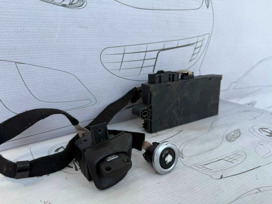 Kit Pornire / Modul CAS 3 cu Buton Start-Stop și Slot Cheie BMW X1 E84 2010 / 2009-2015 Cod OEM 61359217853 (5E2)