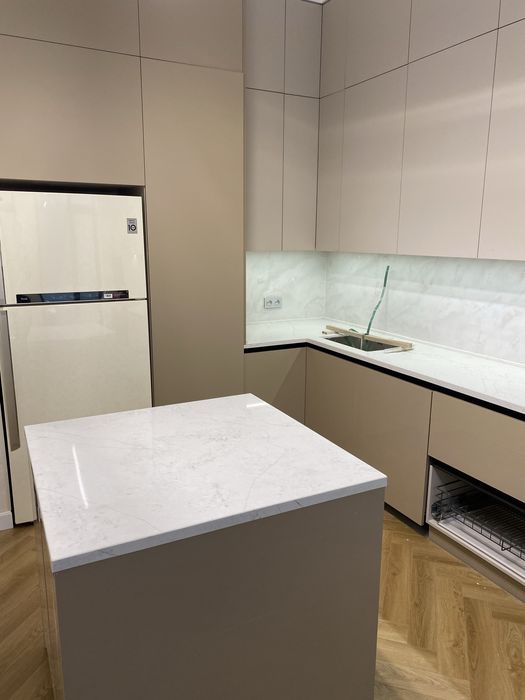 Изготавливаем качественные столешницы из искусственного камня